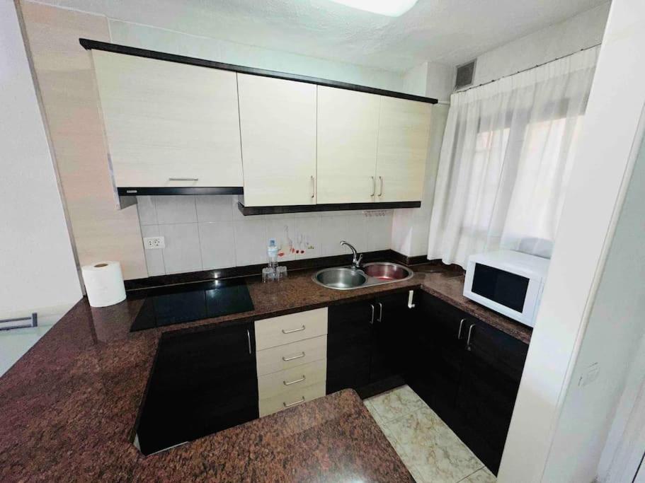 Las Vistas Beach Los Cristianos 2 Swimming Pools Εξωτερικό φωτογραφία